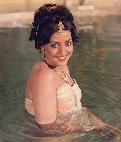 Yesteryear Bollywood Actresses In Bikini Indiatimes Com