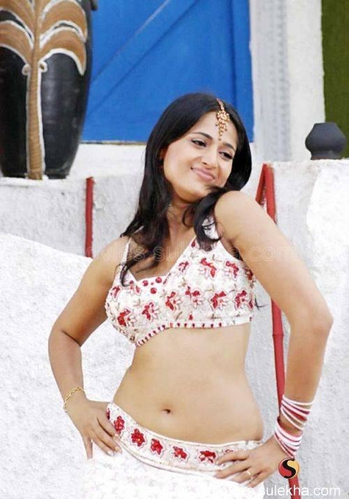 Anushka Shetty S Hottest Pictures Photos