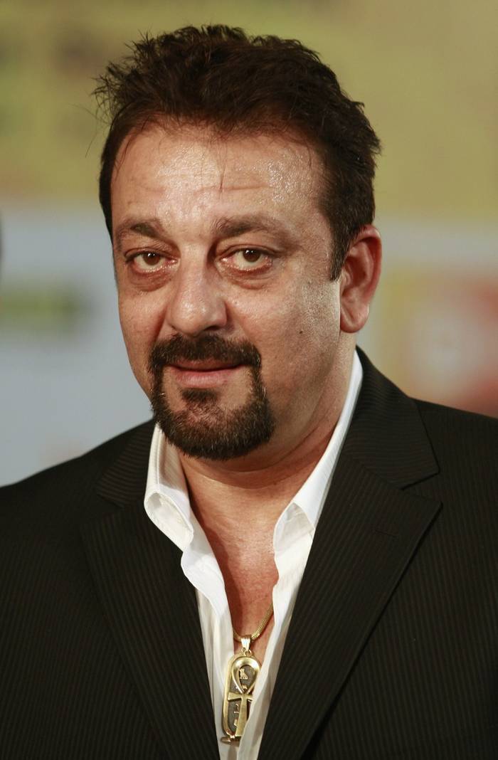 Free-for-all 'Chicken Sanju Baba' to celebrate actor's freedom | Sanjay Dutt  release | Jail | restaurant