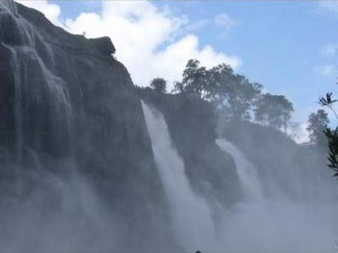 Waterfall In Bahubali Movie Location Name Scene Of Baahubali