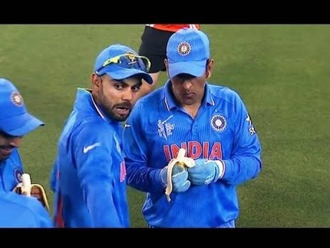 Dhoni on sale funny videos