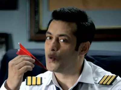13 Things We Indians Do Only On A Flight
