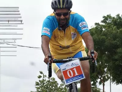 Aditya Mehta para-cyclist