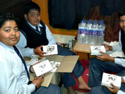 After Lonely Women & Ailing Fathers, Rail Min To Rescue Of Hungry Students On A Delayed Train