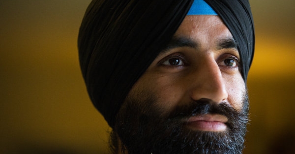 US Army Makes An Exception Allows Sikh Man To Keep His Beard 