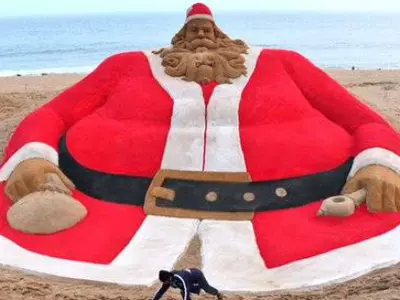 All You Need To Know About Sudarsan Pattnaik Who Created The World's Tallest Santa From Sand