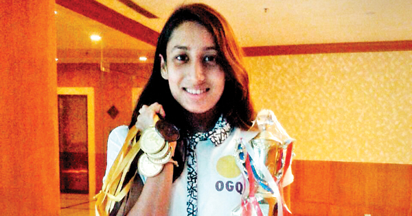 15 Year Old Sensation Making Waves In Indian Swimming