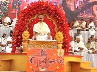 Jain Monk Shri Hansratna Vijayji Maharaj Saheb Creates History By Completing 423 Days Of Fasting Penance