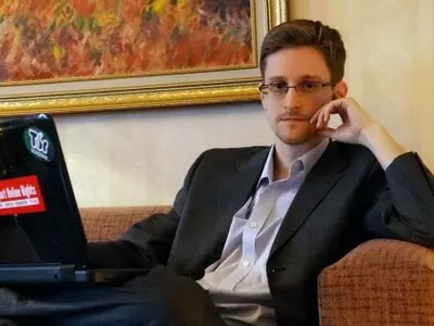 Whistleblower Edward Snowden Joins Twitter, Follows Only NSA