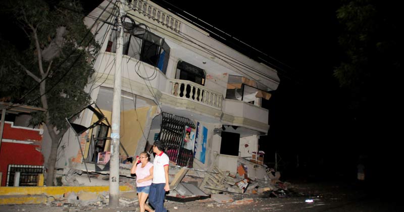 Tsunami alert ecuador