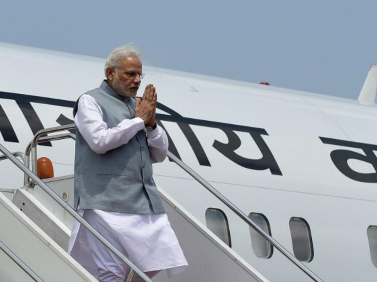 Does PM Modi's plane have a swimming pool in it? - Quora