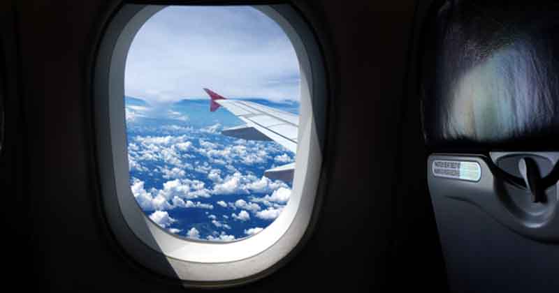 This Is Why Aeroplane Window Panes Have Tiny Holes On Them