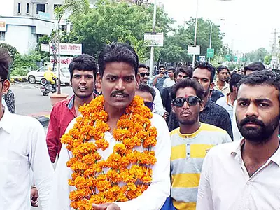 Modi's Life Story Has Inspired This Chaiwalla To Run For Law College President