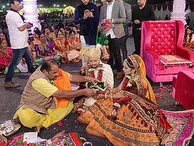 Gujarati Diamond Multi-Millionaire Pays For The Weddings OF 236 Fatherless Girls