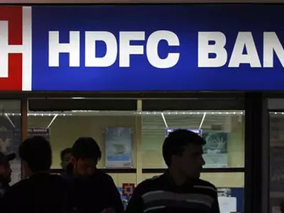 HDFC Bank Sacks 4 Staffers For Unauthorised Exchange Of Currency