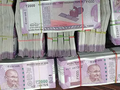 Rs 40.9 Lakh Seized From Two Vans