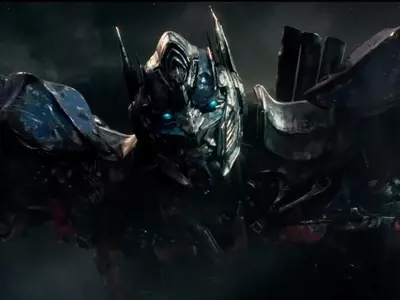 Trailer For Michael Bay's Transformers: The Last Knight Redefines Epic For Space Robot Lovers