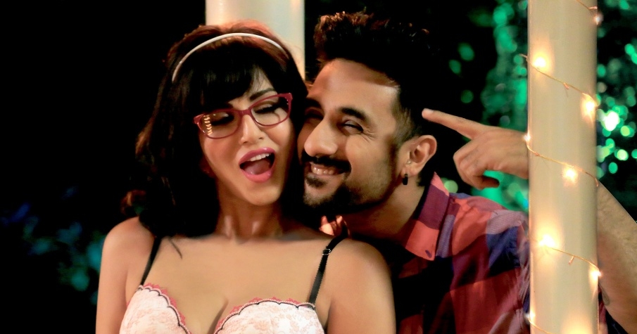 FIR Filed Against Sunny Leone And Vir Das For Promoting Condoms In A