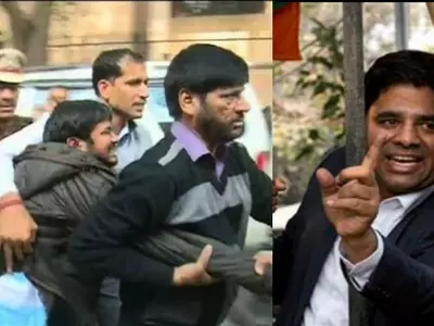 Lawyers Bragging About Beating Up Kanhaiya Kumar