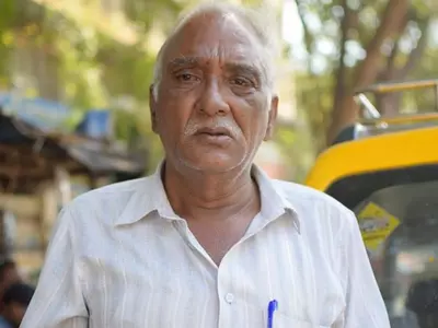 This Taxi Driver Quit His High-Profile Job To Drive People To Hospitals To Save Their Lives!