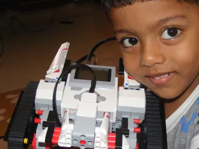 Seven-year-old student creates 'cleaner' robot