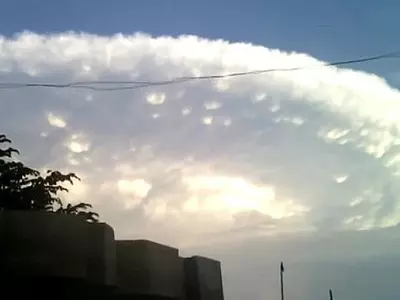 Independence Day cloud