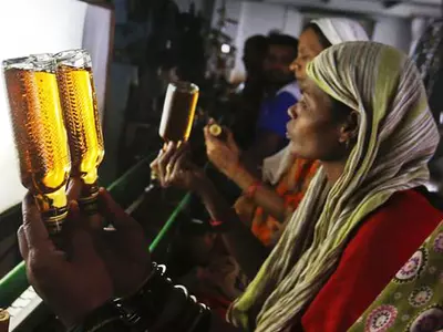Bihar Wants To Jail The Entire Family If There's Booze At Home, But Won't Ban 'Toddy'