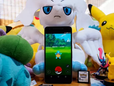 People Are Stumbling On Dead Bodies Playing This New Pokémon Game
