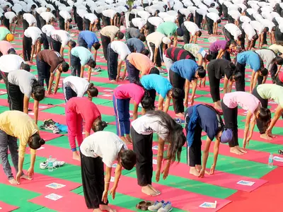 This Is How A Gujarat School Principal Used Yoga To Transform A Notorious Village