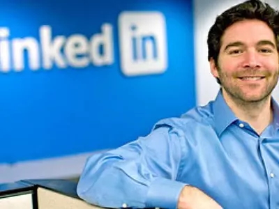 LinkedIn CEO Just Gave $ 14 Million In Stocks To His Employees!