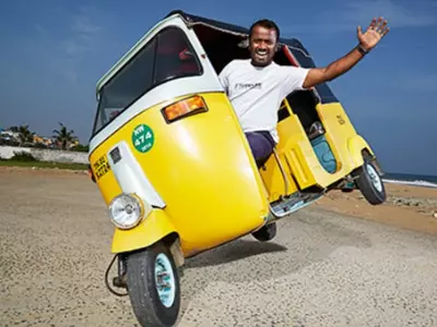 Longest Wheelie On Auto Rickshaw