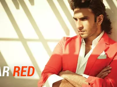 Scientific Proof That Wearing Red Makes You Sexier