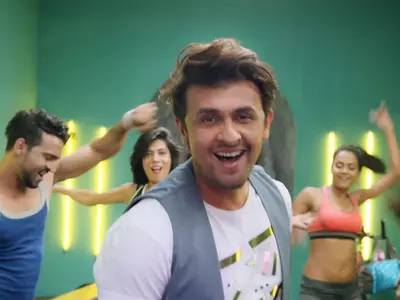 Sonu Nigam's Latest Music Video 'Crazy Dil'