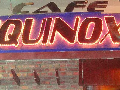Cafe equinox