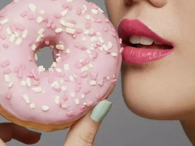 Alarming Signs If You Are Eating Too Much Sugar