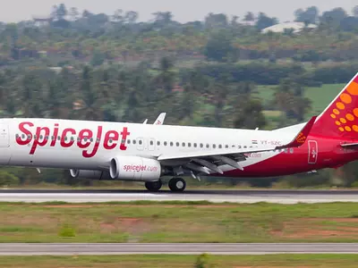 SpiceJet Kochi To Mumbai Flight Somehow Manages To 'Forget' 40 Passengers!