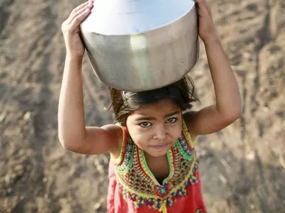 Toddler From Marathwada Family Fleeing Drought Drowns In A Bucket Of Water