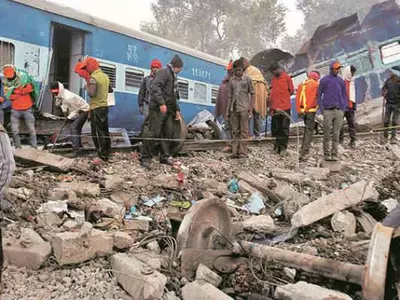 An Elderly Woman's Walking Stick Saved A Family Of Seven In The Tragic Kanpur Train Accident
