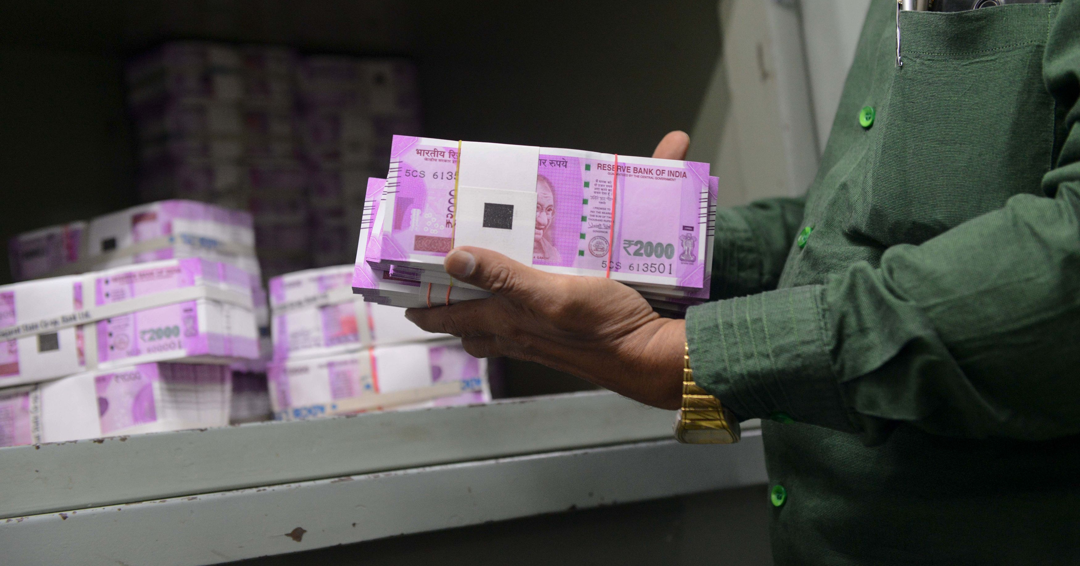 demonetisation-took-out-currency-worth-rs-14-lakh-crore-in-value-new