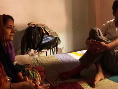 For Pakistani Refugee Couple Fighting in Delhi, Life Is A Lonely Battle