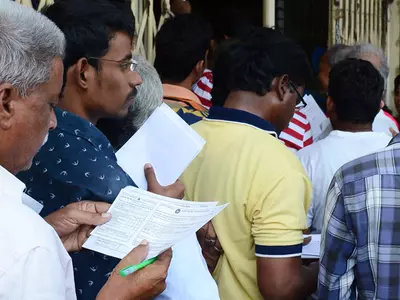 In Modiji’s Own Gujarat Demonetisation Finds New Victim, Farmer Dies Of Heart Attack While Waiting In  Bank Queue