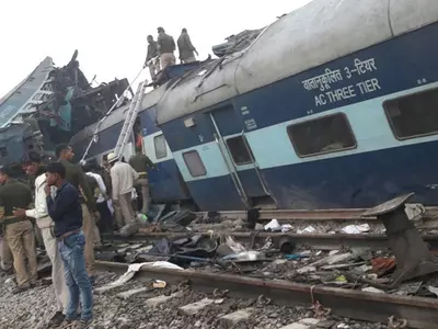 After Six Hours Of Search And Rescue, 50 Rescued And 100 Dead In Indore-Patna Express Accident