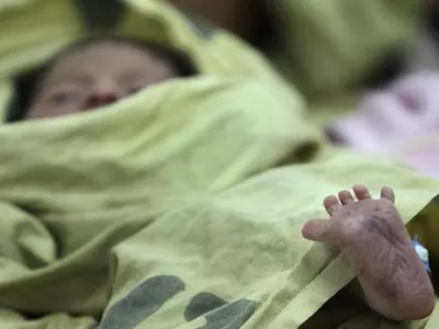 Doctors Declared Your Newborn Dead? Beware! Traffickers Might Cheat Of Your Infant To Sell Them For Rs 1 Lakh And More