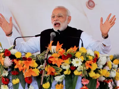 PM Pushes For Use Of Mobiles To Deal With Cash Crunch
