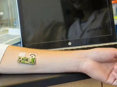 wearable skin tattoo that detects alcohol levels