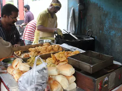 Income Tax Department Raids Roadside Eateries, Small Businesses To Make Declaration Scheme