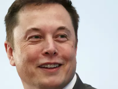 Elon Musk Hilariously Trolls Tesla Investors Looking To Make A Quick Buck On Stock Market