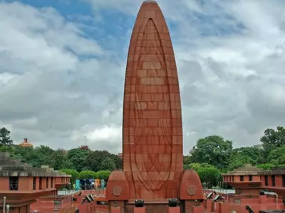 8 Pictures That Will Leave You Teary Eyed On Jallianwala Bagh's 98th Anniversary