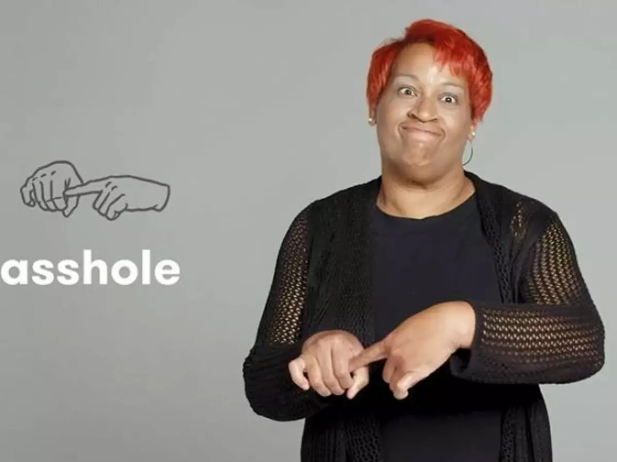 Deaf People Show Us How To Swear In Sign Language In The Most deaf-people-show-us-how-to-swear-in-sign-language-in-the-most