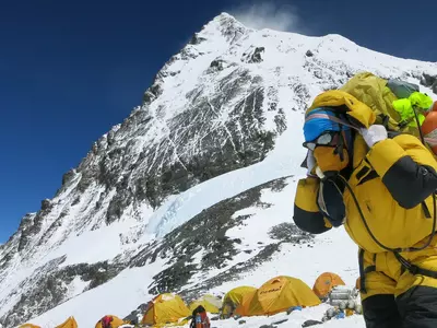 Nepal Bans Solo Climbers From Mount Everest